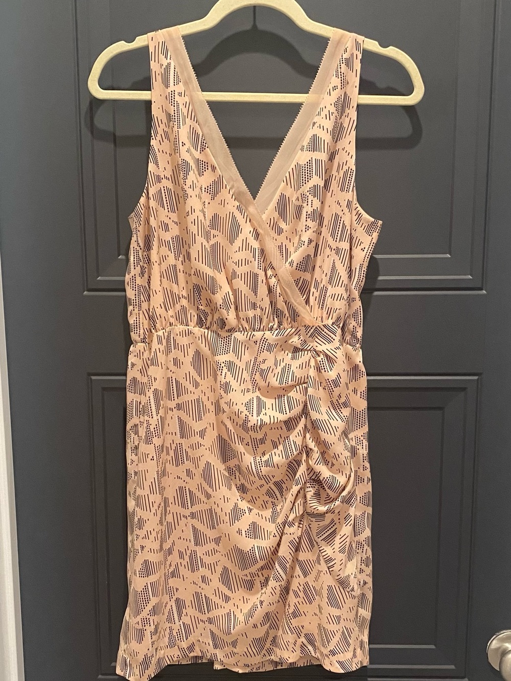 BCBGeneration Blush Printed Wrap Midi Dress Size Medium